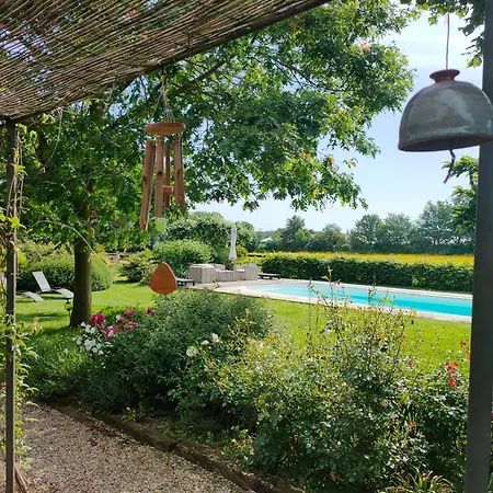 Bed & Breakfast Le Vieux Logis De La Galocherie *