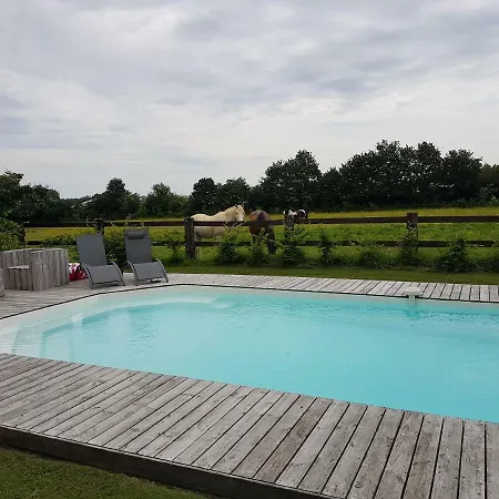 Couette-café Le Vieux Logis De La Galocherie 3*